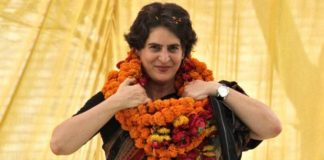 Priyanka Gandhi Kumbh Mela holy dip