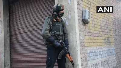 Five soldiers, including a Major, martyred in Pulwama encounter; civilians also among casualties in ongoing counter-terror operation.