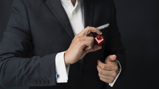 fidget-cube-a-vinyl-desk-toy