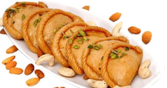 gujiya